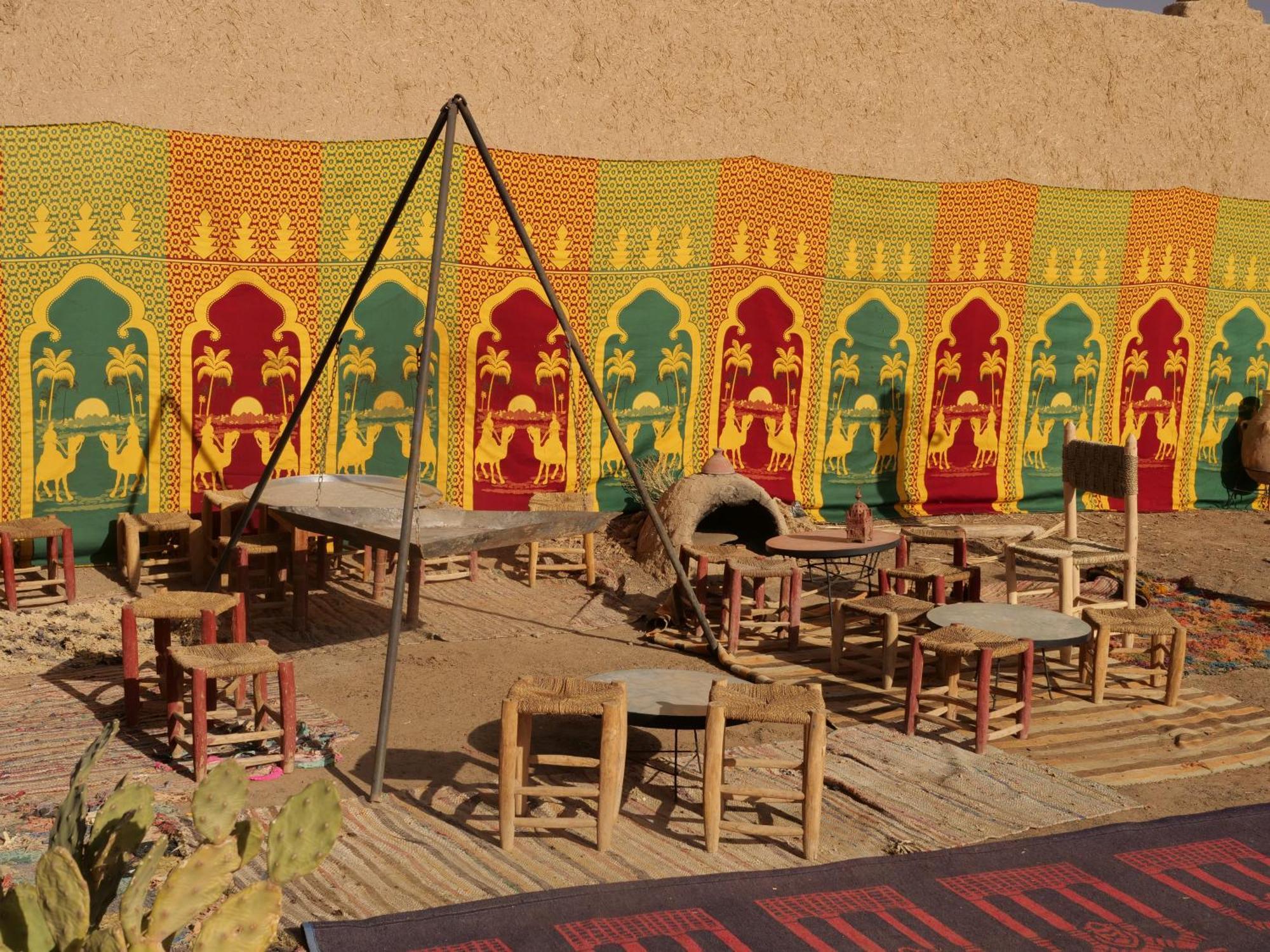 Hotel Kasbah Planet Sahara à Merzouga Extérieur photo
